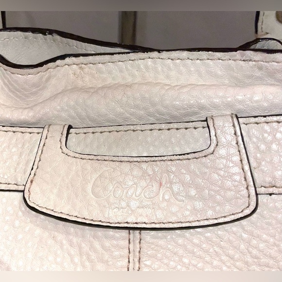 Coach Penelope Ruffle Top Pebble Leather Cream Satchel/Shoulder Bag Yellow Tag - Picture 8 of 13